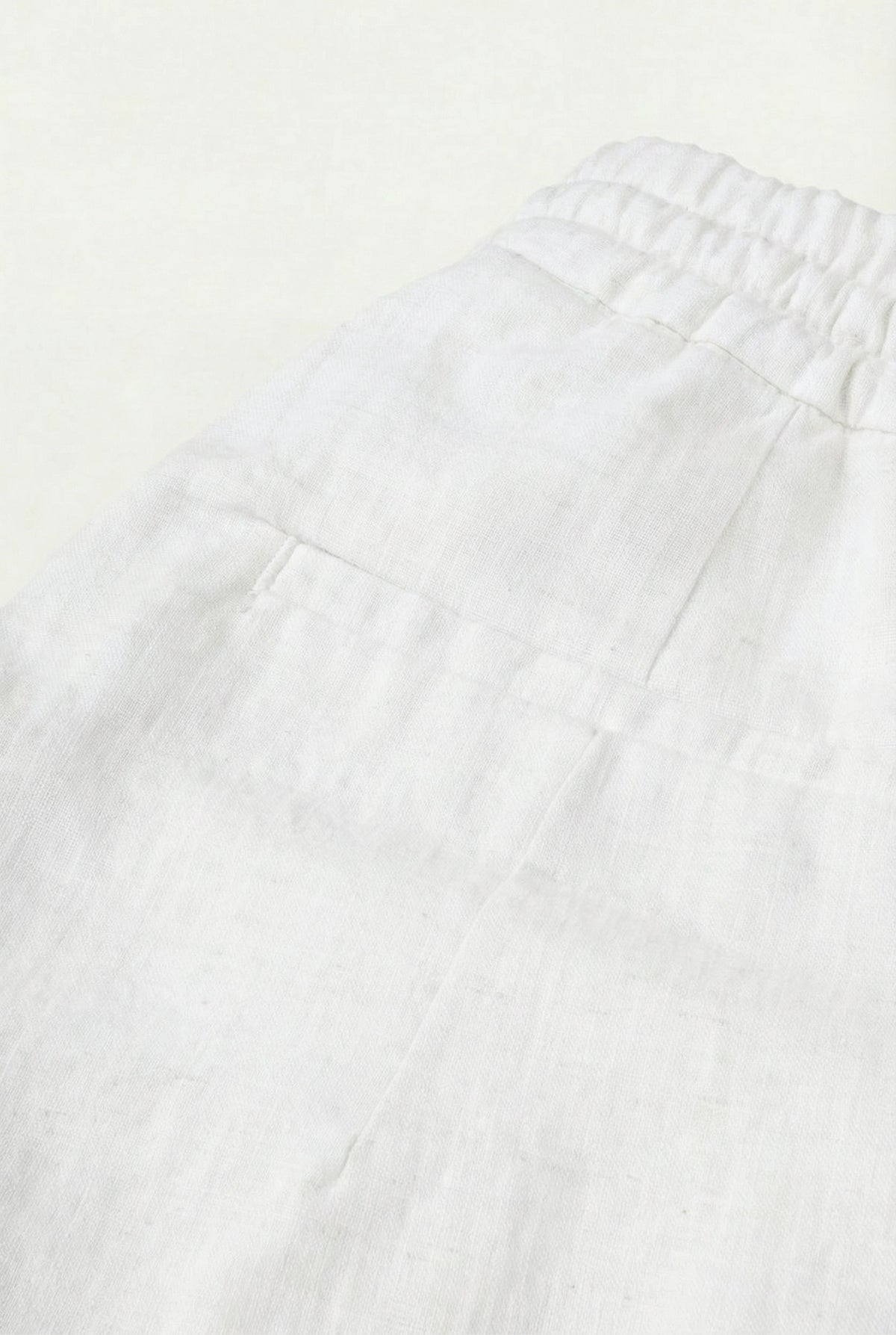 Cavalién Linen Short White