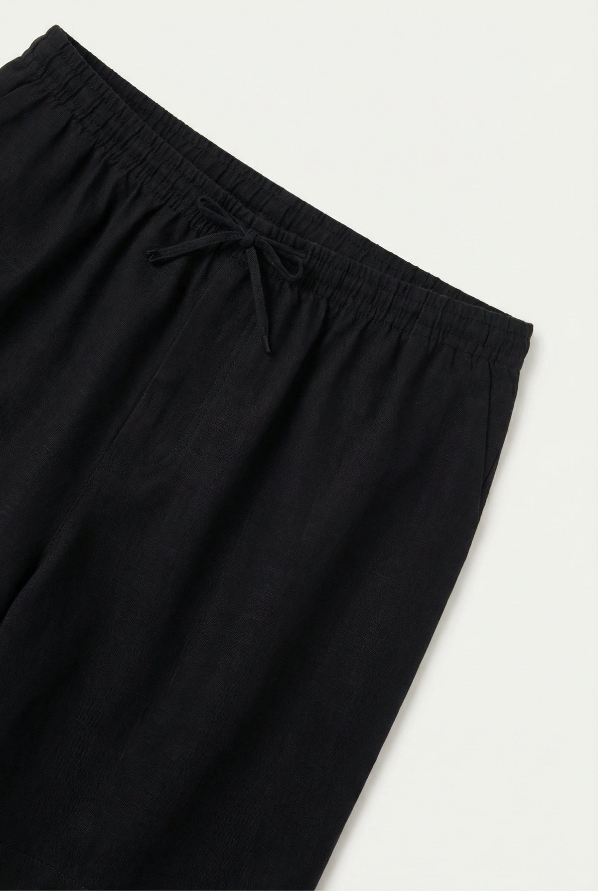 Cavalién Linen Short Black