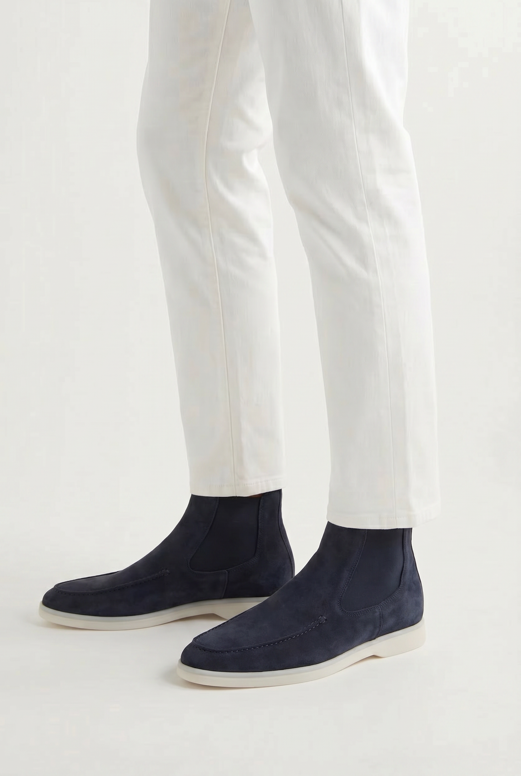 Cavalién Suede Boot Navy