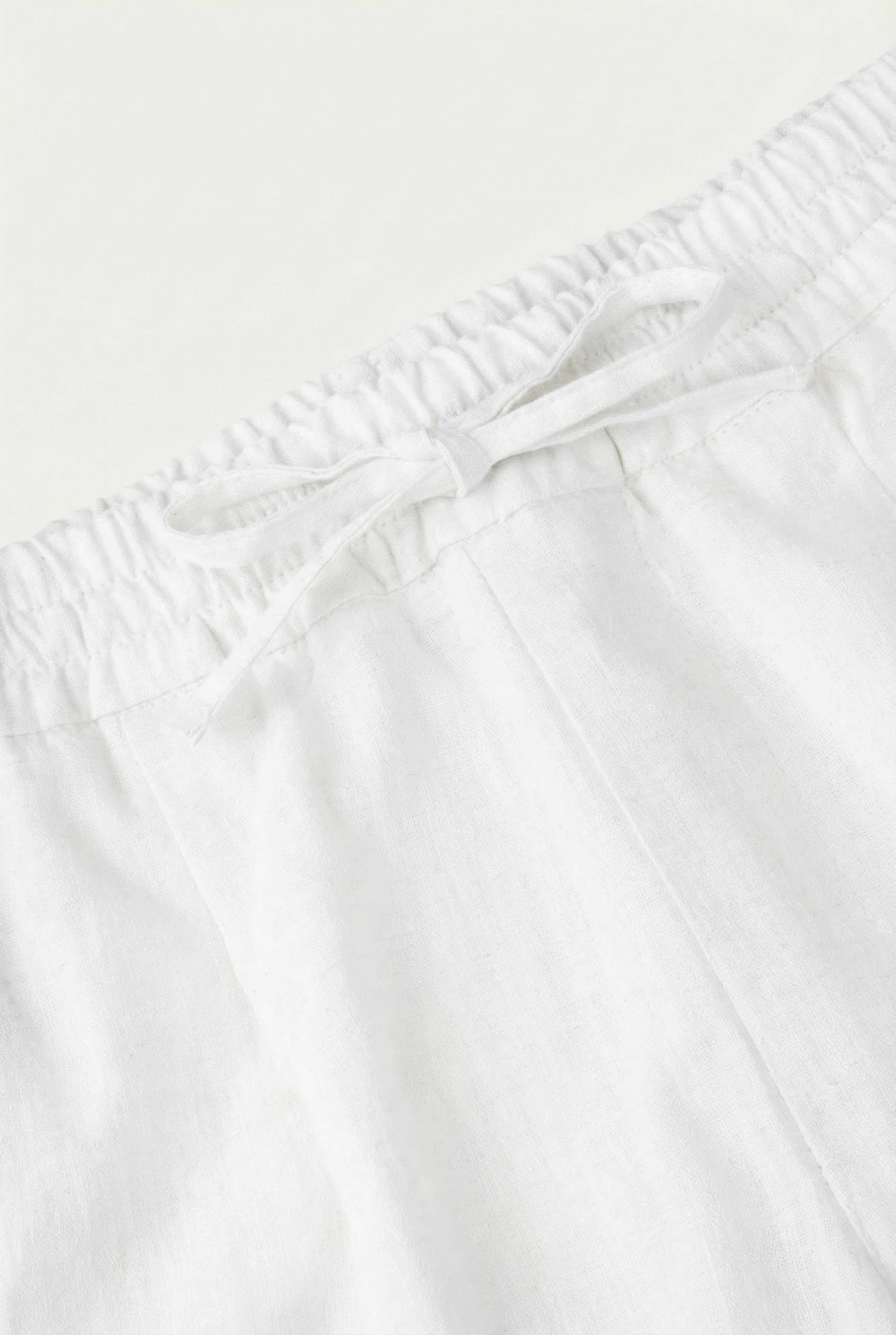 Cavalién Linen Short White