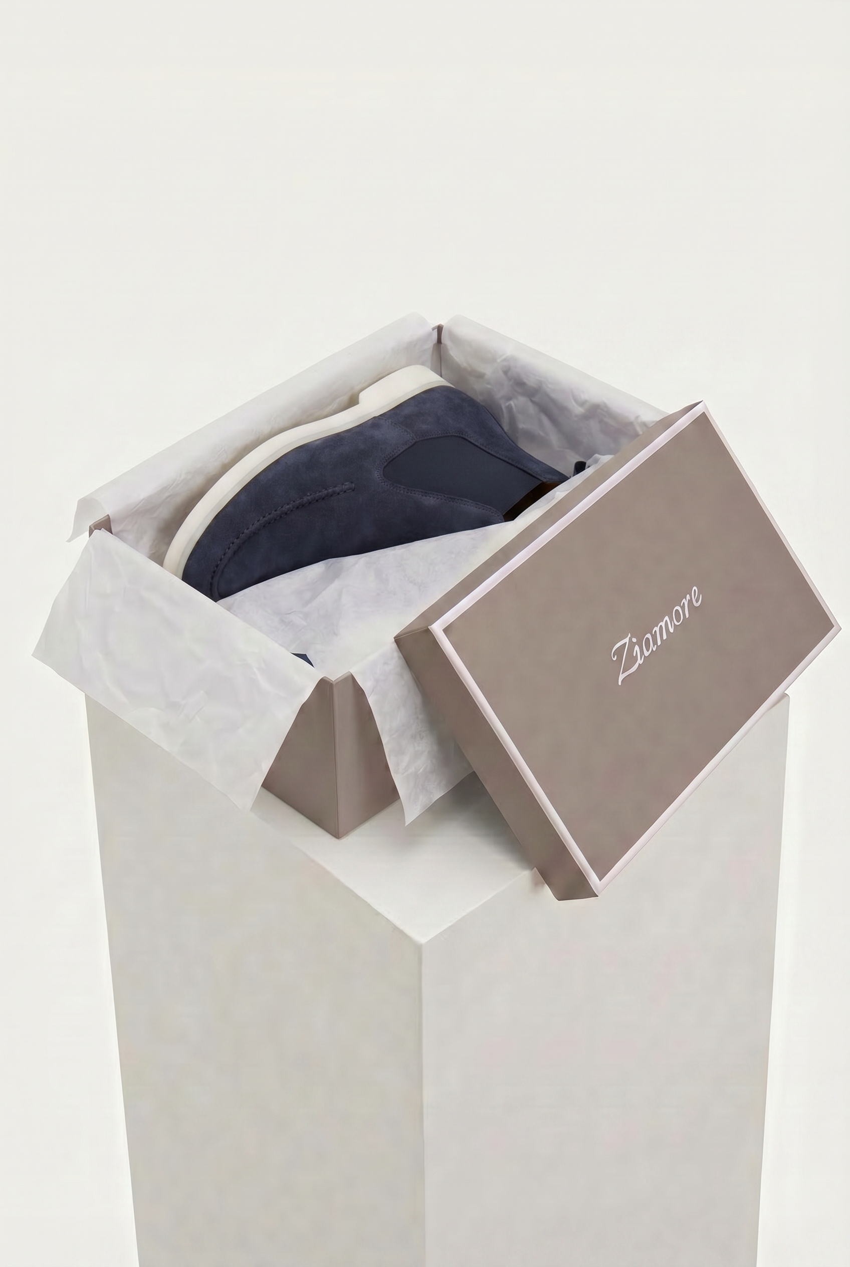 Cavalién Suede Boot Navy