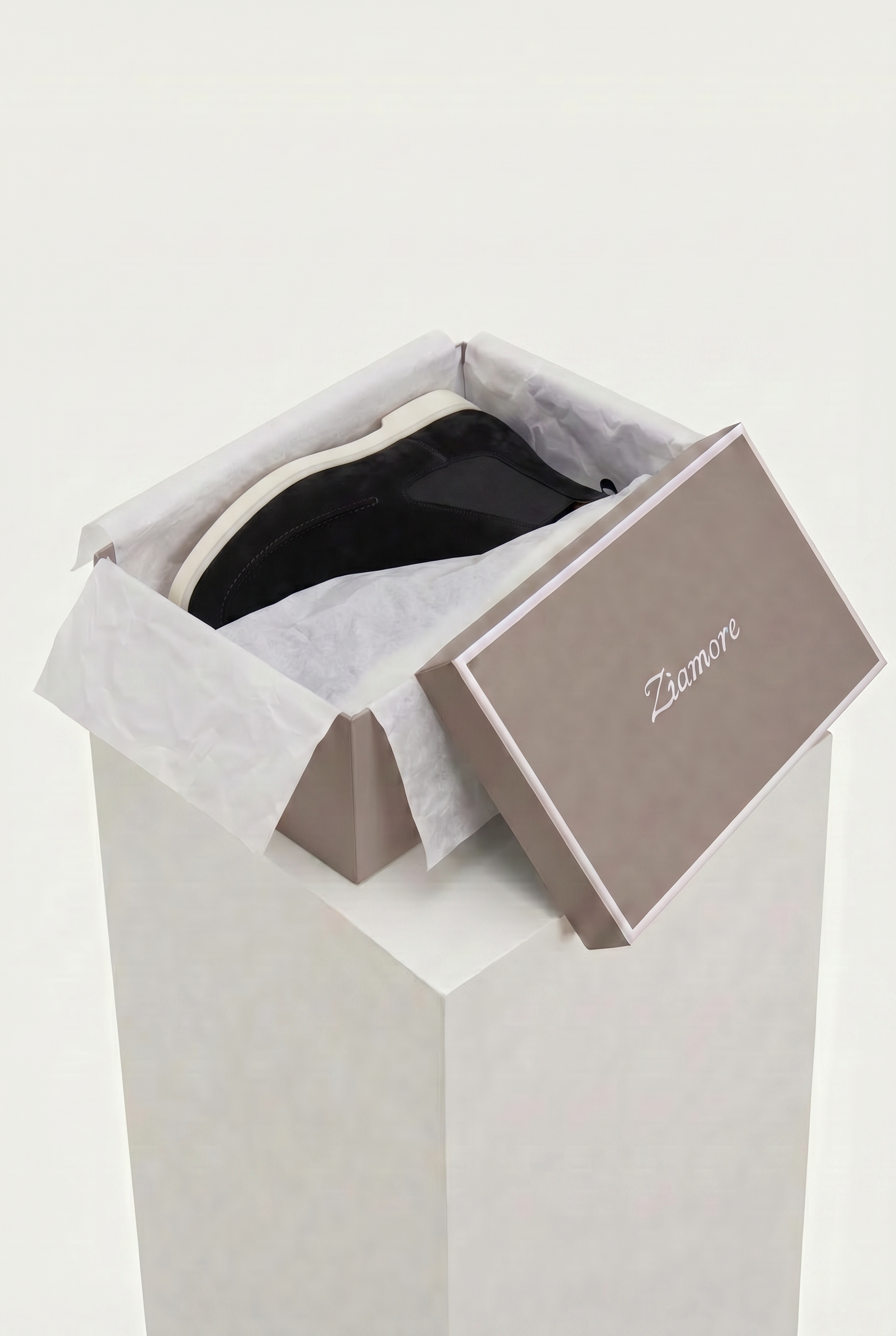 Cavalién Suede Boot Black