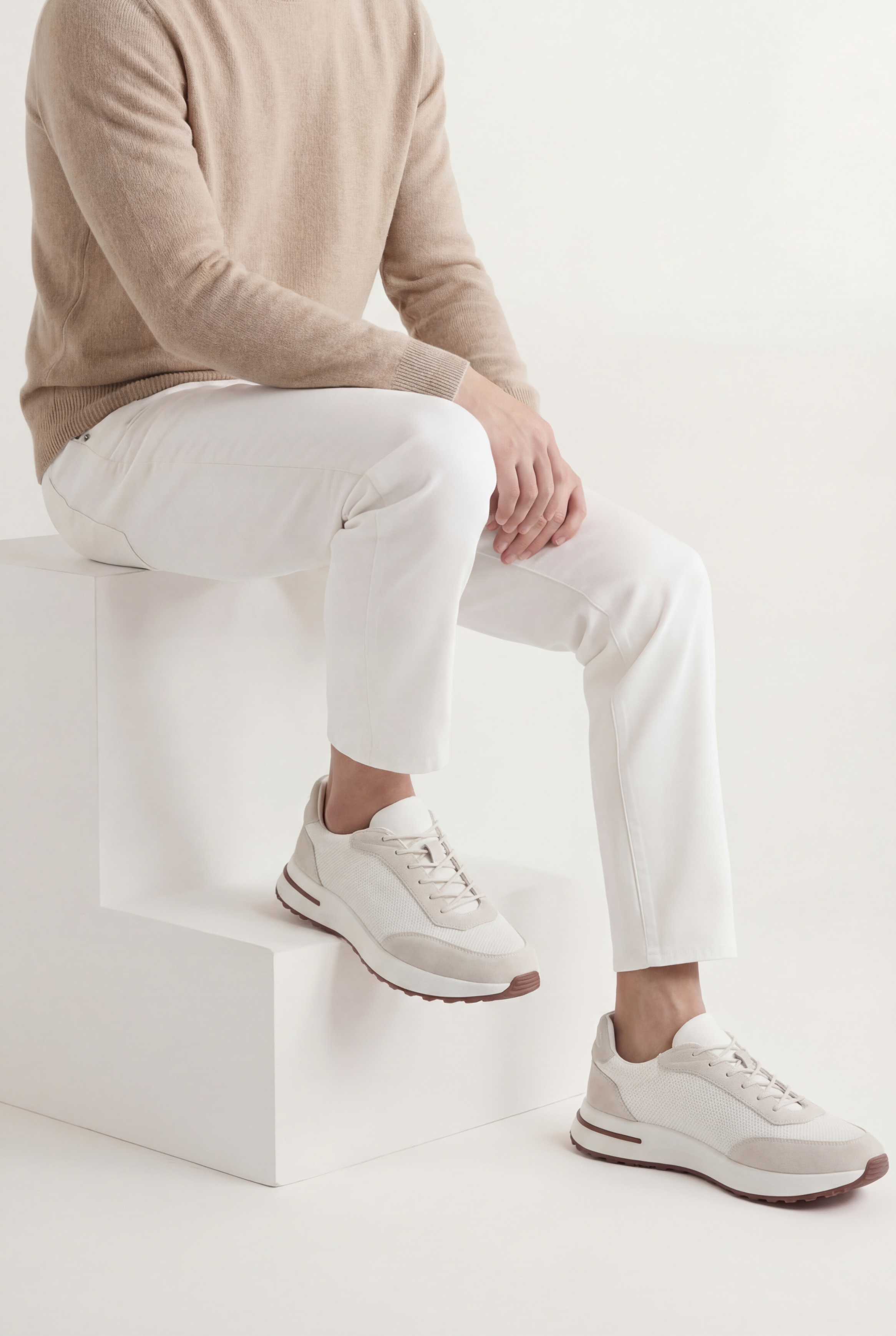 Cavalién Trainer Suede White