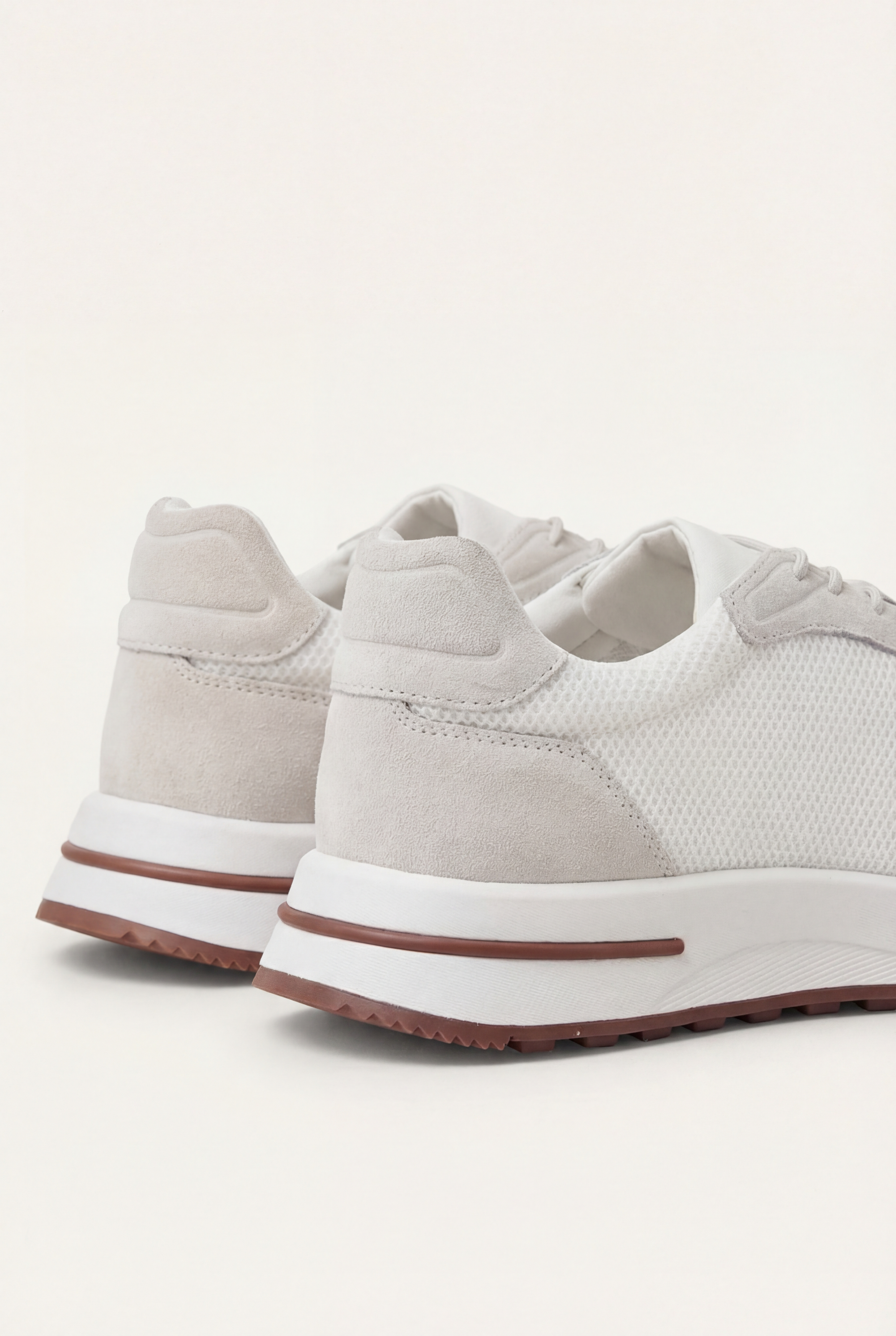 Cavalién Trainer Suede White